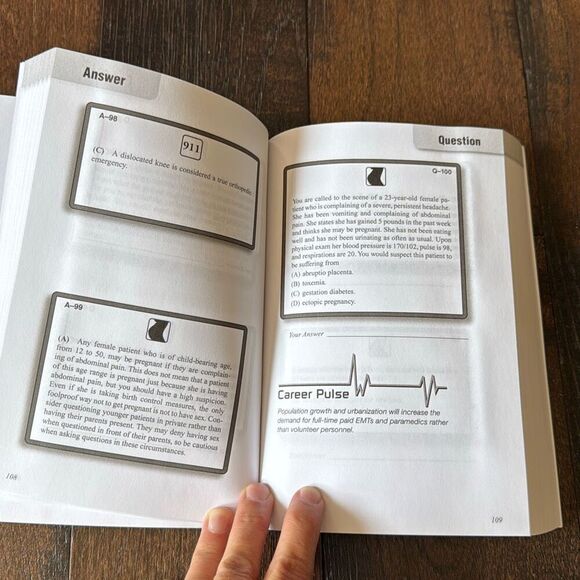 EMT flashcards review book 4th edition test prep Jeffrey Lindsey 400 questions N - Picture 4 of 6